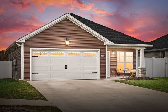 107 Seattle Slew Ct, Hopkinsville, KY 42240