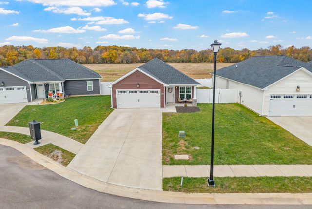 107 Seattle Slew Ct, Hopkinsville, KY 42240