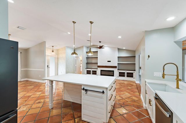 18169 Lake Bend Drive, Jupiter, FL 33458