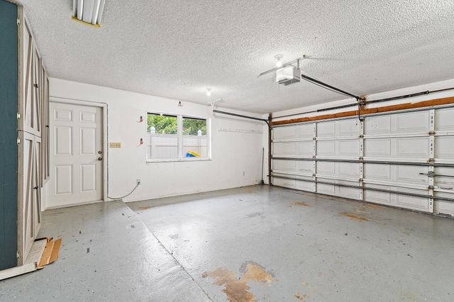 18169 Lake Bend Drive, Jupiter, FL 33458