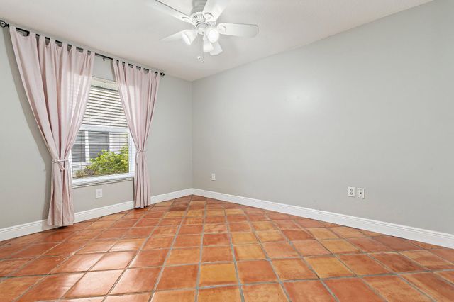 18169 Lake Bend Drive, Jupiter, FL 33458