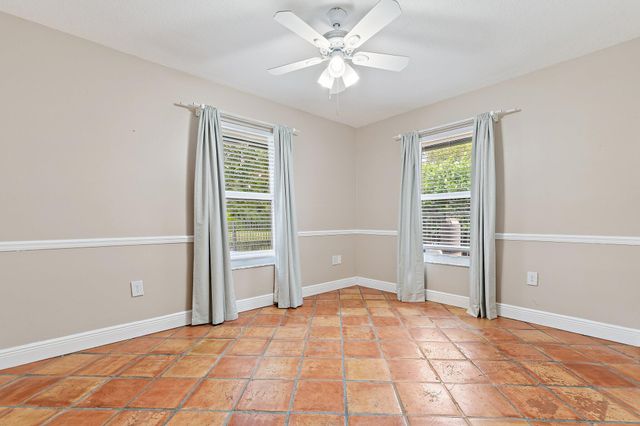18169 Lake Bend Drive, Jupiter, FL 33458