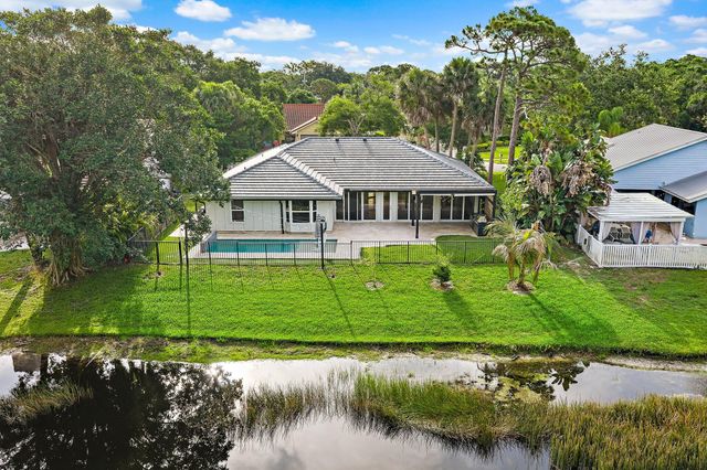18169 Lake Bend Drive, Jupiter, FL 33458