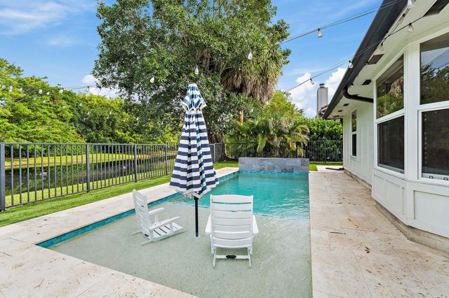 18169 Lake Bend Drive, Jupiter, FL 33458