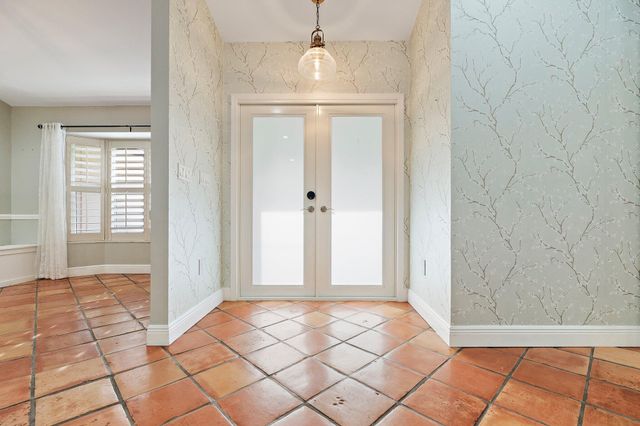 18169 Lake Bend Drive, Jupiter, FL 33458