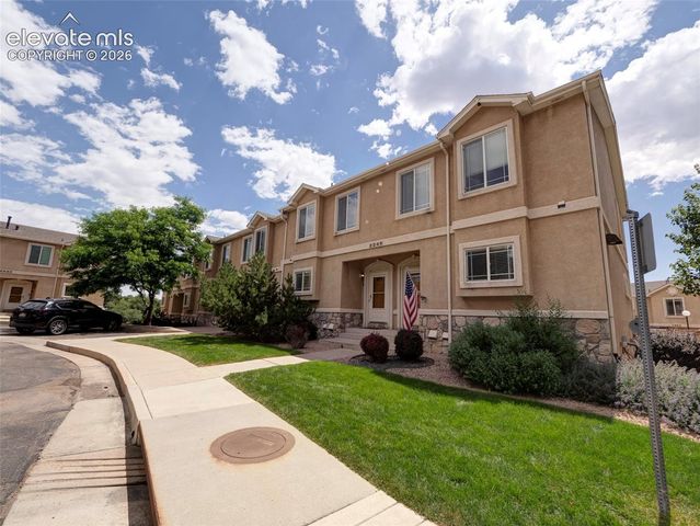 2249 Stepping Stones Way B, Colorado Springs, CO 80904