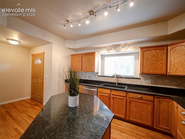 2249 Stepping Stones Way B, Colorado Springs, CO 80904
