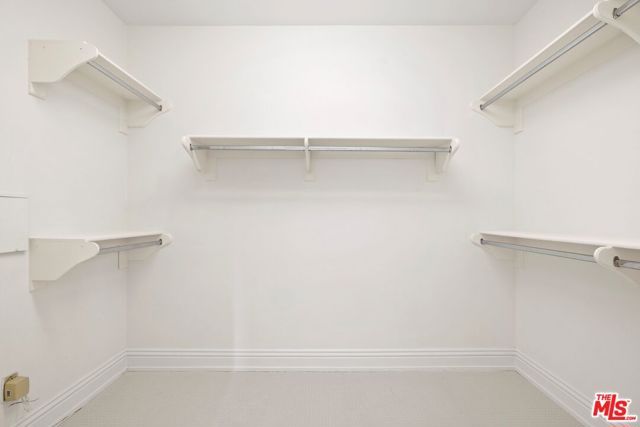 11749 Goshen Avenue 301, Los Angeles, CA 90049