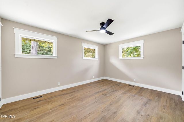 741 Gray Sta-Sul Springs Road, Gray, TN 37615