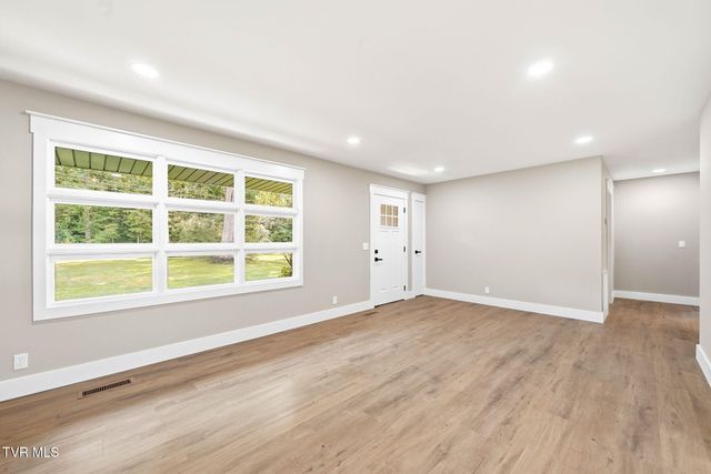 741 Gray Sta-Sul Springs Road, Gray, TN 37615