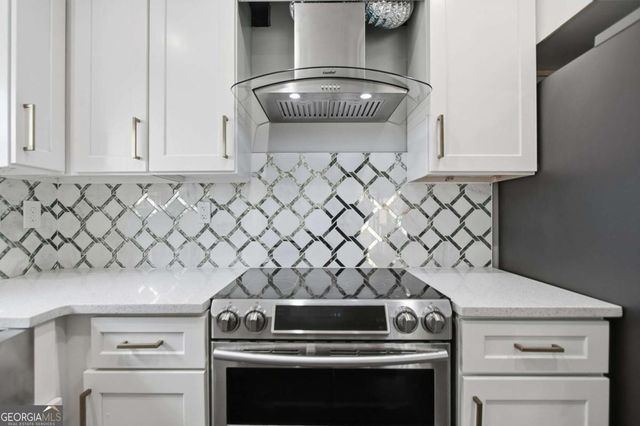 114 Woodhaven Way, Alpharetta, GA 30009