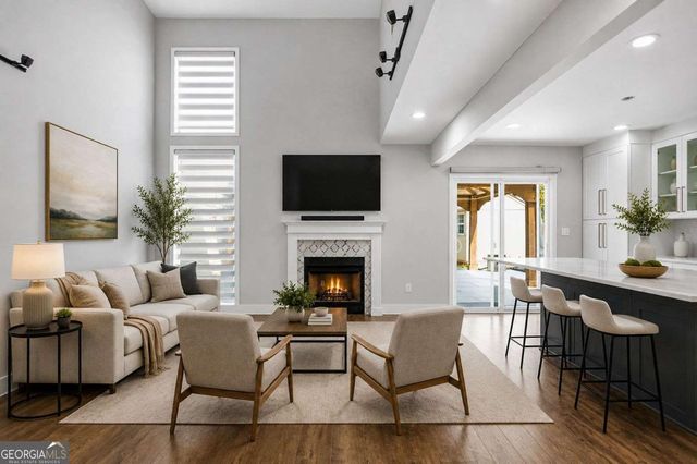 114 Woodhaven Way, Alpharetta, GA 30009