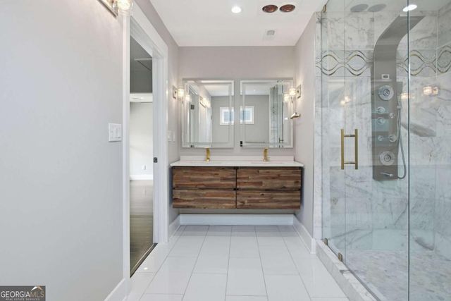 114 Woodhaven Way, Alpharetta, GA 30009