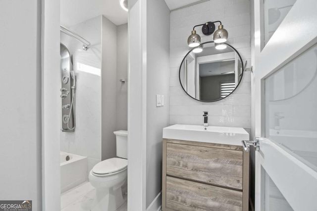 114 Woodhaven Way, Alpharetta, GA 30009