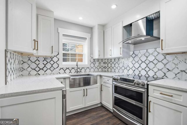 114 Woodhaven Way, Alpharetta, GA 30009