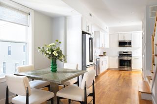 11 Minton St 2L, Boston, MA 02130