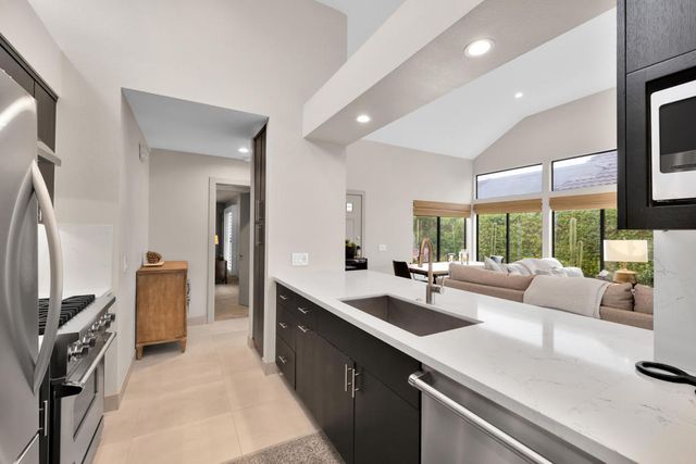 12 Bonita Lane, Palm Desert, CA 92260