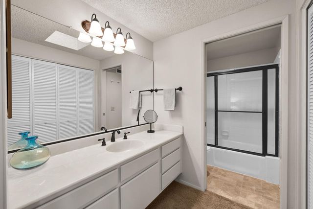 12 Bonita Lane, Palm Desert, CA 92260