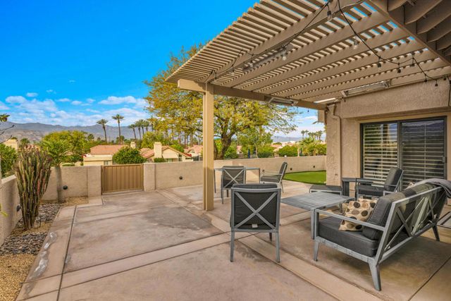 12 Bonita Lane, Palm Desert, CA 92260