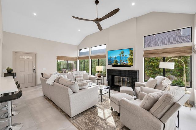 12 Bonita Lane, Palm Desert, CA 92260