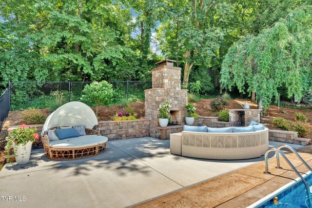 1620 Fairway Drive Drive, Johnson City, TN 37601