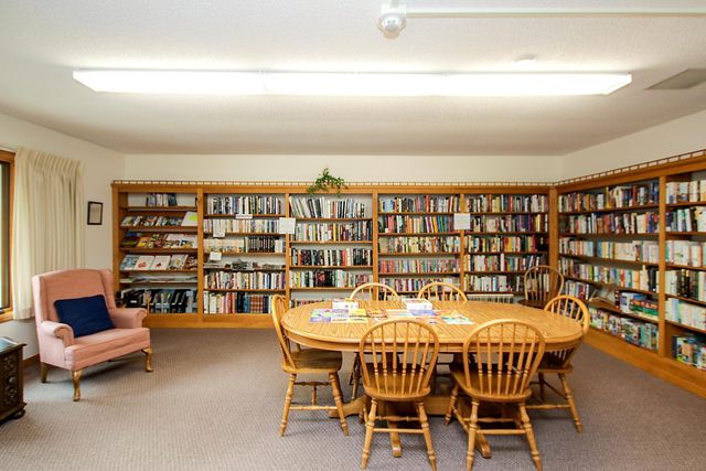 250 Freemont Avenue SE 113, Hutchinson, MN 55350