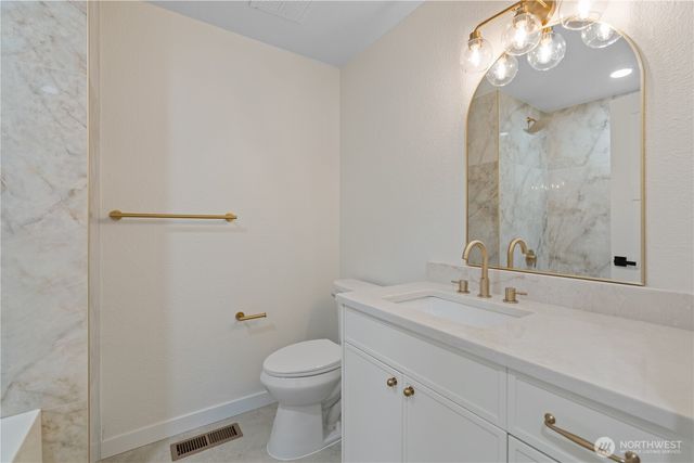 6903 36th Avenue SE, Lacey, WA 98503