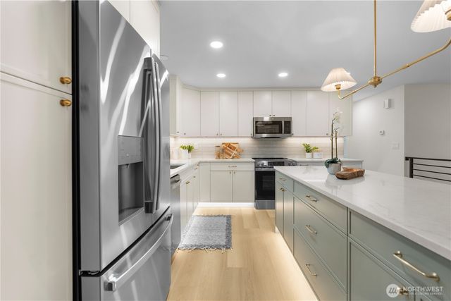 6903 36th Avenue SE, Lacey, WA 98503