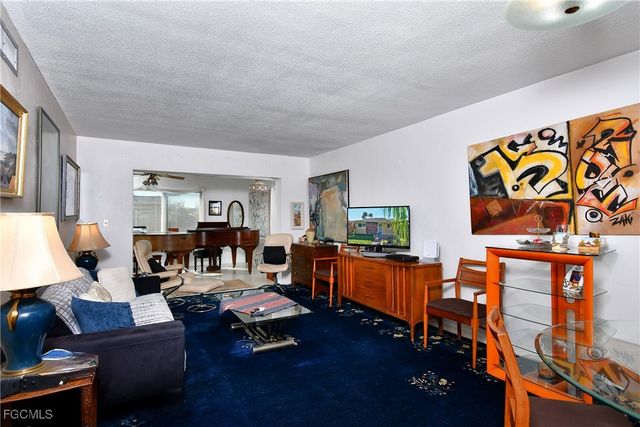 2212 E 6th ST, Lehigh Acres, FL 33936