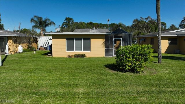 2212 E 6th ST, Lehigh Acres, FL 33936