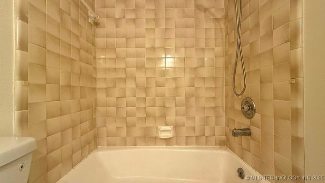 8505 E 92nd Street, Tulsa, OK 74133