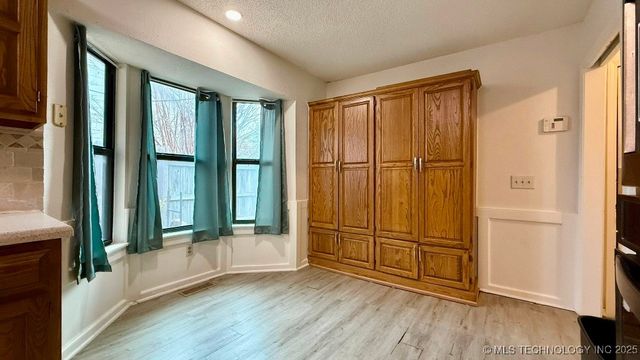 8505 E 92nd Street, Tulsa, OK 74133