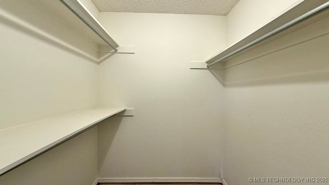 8505 E 92nd Street, Tulsa, OK 74133