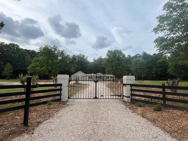 38900 Highway 67, Donaldson, AR 71941