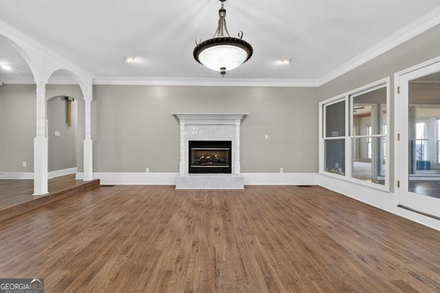 280 Waters Edge Lane, Newnan, GA 30263