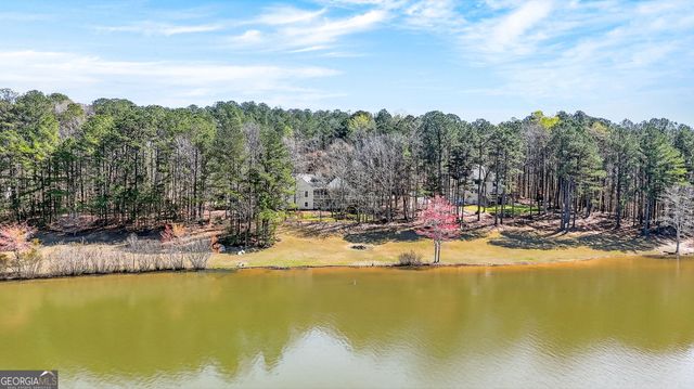 280 Waters Edge Lane, Newnan, GA 30263