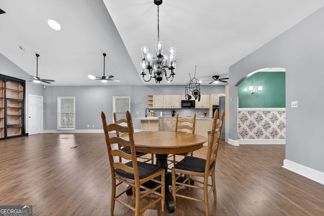 280 Waters Edge Lane, Newnan, GA 30263