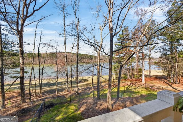 280 Waters Edge Lane, Newnan, GA 30263