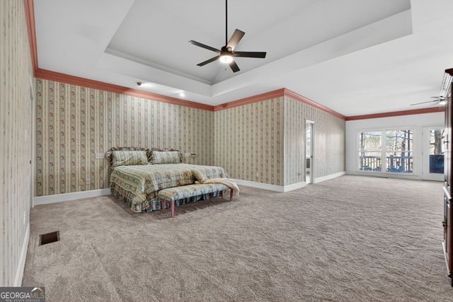 280 Waters Edge Lane, Newnan, GA 30263