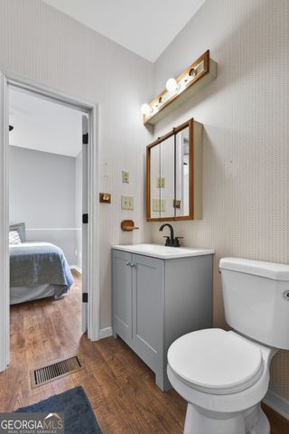 280 Waters Edge Lane, Newnan, GA 30263