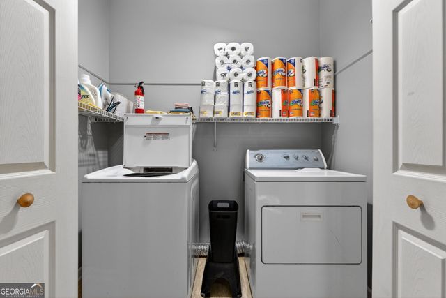 280 Waters Edge Lane, Newnan, GA 30263