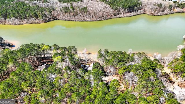 280 Waters Edge Lane, Newnan, GA 30263