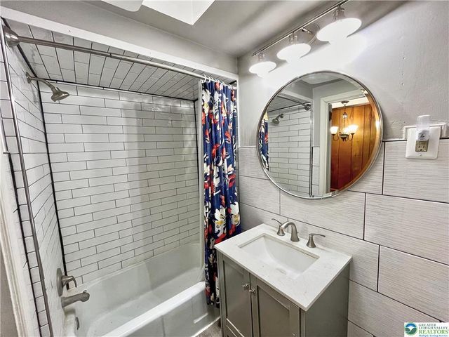1022 South 10th Street, Allentown City, PA 18103