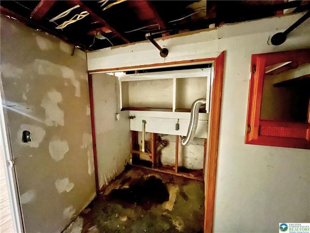 1022 South 10th Street, Allentown City, PA 18103