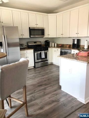 570 Glasmere Road, Mahwah, NJ 07430