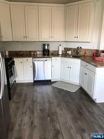 570 Glasmere Road, Mahwah, NJ 07430