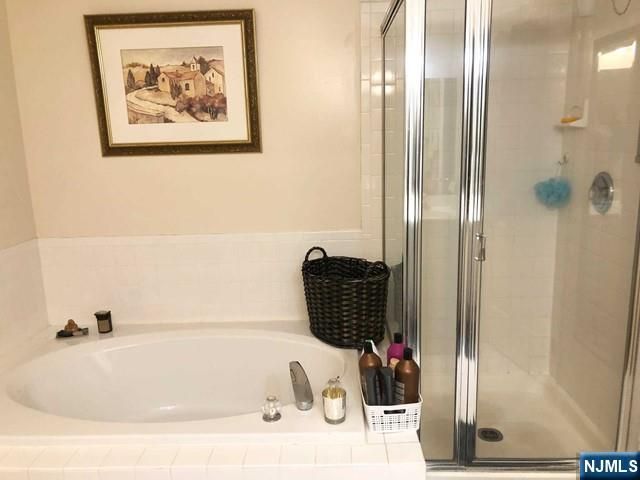 570 Glasmere Road, Mahwah, NJ 07430