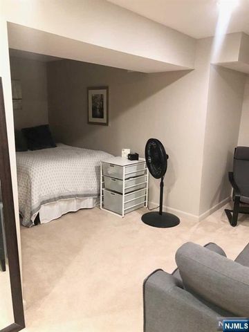 570 Glasmere Road, Mahwah, NJ 07430