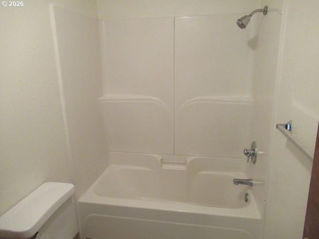 174 Nw STONEWAY Dr, Salem, OR 97304