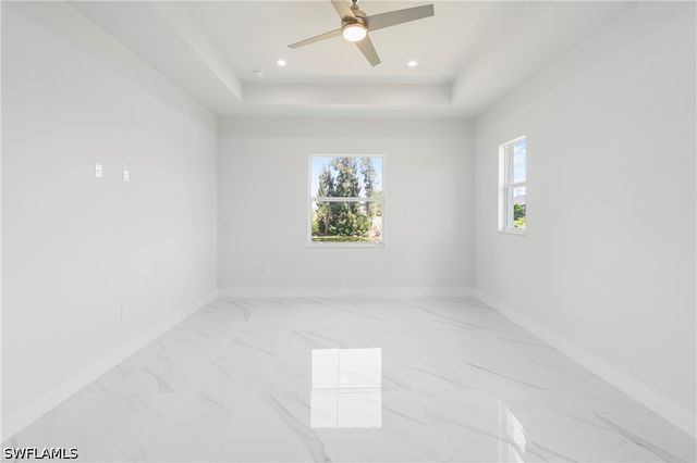 121 NE 8th TER, Cape Coral, FL 33909